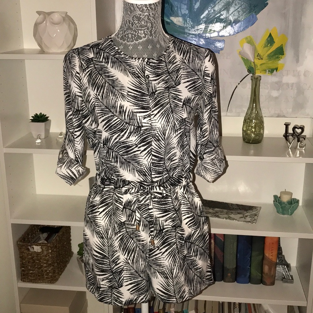 WHBM 3/4 Sleeve Romper